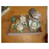 SNOW GLOBES