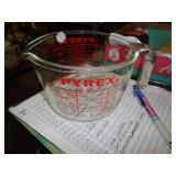 PYREX MEASURING CUP