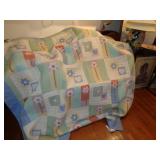 FLOWERS AND HEARTS QUILT