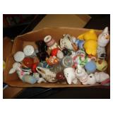LOT OF SALT SHAKERS LOT OF SALT SHAKERS