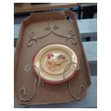 ROOSTER PLATE & HOLDER ROOSTER PLATE & HOLDER