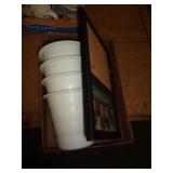 PLANT POTS & MEMO BOARD PLANT POTS & MEMO BOARD