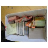 APPROX 500 BASEBALL CARDS APPROX 500 BASEBALL CARDS