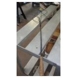 VINTAGE WIRE RUG BEATER VINTAGE WIRE RUG BEATER