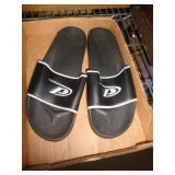SLIPPERS SLIPPERS
