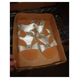 SANDALS SZ 9 SANDALS SZ 9