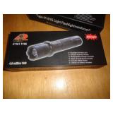 STUNGUN FLASHLIGHT - BLACK STUNGUN FLASHLIGHT - BLACK