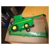JOHN DEERE COMBINE JOHN DEERE COMBINE