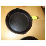 WAGNER 10' CAST IRON SKILLET WAGNER 10' CAST IRON SKILLET