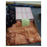 VICTORIAS SECRET 2PC SLEEPWEAR SZ SM VICTORIAS SECRET 2PC SLEEPWEAR SZ SM
