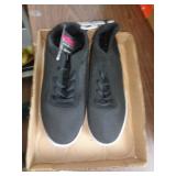 LADIES SHOES SZ 9 LADIES SHOES SZ 9