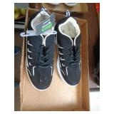 MENS SHOES SZ 9 MENS SHOES SZ 9