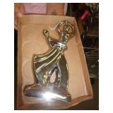 FIGURINE FIGURINE