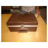 CASE CASE