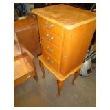 JEWELRY CABINET / RW JEWELRY CABINET / RW