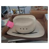COWBOY STRAW HAT SZ 7 /14 / NEEDS CLEANING COWBOY STRAW HAT SZ 7 /14 / NEEDS CLEANING