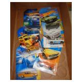 APPROX 2013-19 / 6 HOTWHEELS MIB APPROX 2013-19 / 6 HOTWHEELS MIB