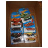 APPROX 2013-19 / 6 HOTWHEELS MIB APPROX 2013-19 / 6 HOTWHEELS MIB