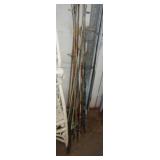 BUNDLE OF FISHING POLES / LW BUNDLE OF FISHING POLES / LW
