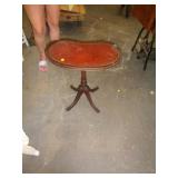 SMALL SIDE TABLE /LW SMALL SIDE TABLE /LW