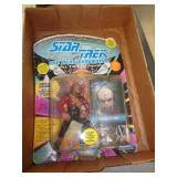 STAR TREK FIGURE STAR TREK FIGURE