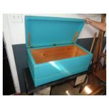 CHEST 31' L X 14' H / LW CHEST 31' L X 14' H / LW