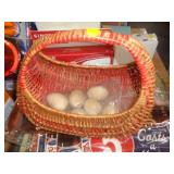 BASKET W WOOD EGGS BASKET W WOOD EGGS