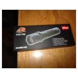 STUNGUN / FLASHLIGHT - BLACK STUNGUN / FLASHLIGHT - BLACK