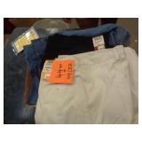 2 - SHORTS 1 JEANS - SZ 44 & 44/32 2 - SHORTS 1 JEANS - SZ 44 & 44/32