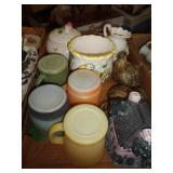 FIRE KING CUPS & FIGURINES FIRE KING CUPS & FIGURINES