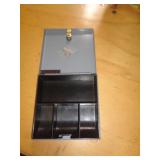 SMALL MONEY BOX / W KEY SMALL MONEY BOX / W KEY