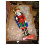 NUTCRACKER NUTCRACKER