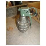 PINEAPPLE STYLE INERT GRENADE PINEAPPLE STYLE INERT GRENADE