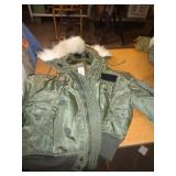 ARMY WINTER COAT SZ LG ARMY WINTER COAT SZ LG
