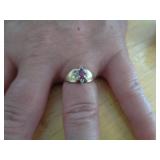 GOLD COLOR RING SZ APPROX 8 GOLD COLOR RING SZ APPROX 8