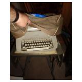 ROYAL TYPEWRITER & METAL STAND / BM / SEE DESCR*