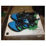 REEBOK SHOES SZ 4.5