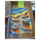 2011 - 5 - HOT WHEELS - MIB