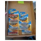 2012 - 6 - HOT WHEELS - MIB