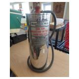 UNDERWRITERS LAB HAND FIRE EXTINGUISHER