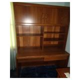 COMPUTER DESK / DOITRM / SEE DESCR*
