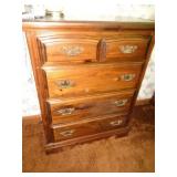 CHEST OF DRAWERS / BR1 / SEE DESCR