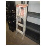 STEP LADDER / LW
