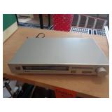YAMAHA AM/FM TUNER
