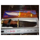 HUNTING KNIFE