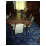 VINTAGE TABLE & 6 CHAIRS / DOITRM / SEE DESCR*