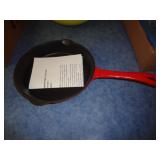 8' CAST IRON SKILLET / K 8' CAST IRON SKILLET / K