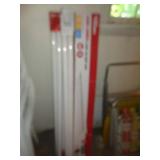 SHOP LIGHT BULBS / G SHOP LIGHT BULBS / G