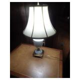 LAMP 22' T / RR LAMP 22' T / RR