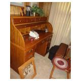 ROLL TOP DESK 47'TX22'WX54'L / BM ROLL TOP DESK 47'TX22'WX54'L / BM
